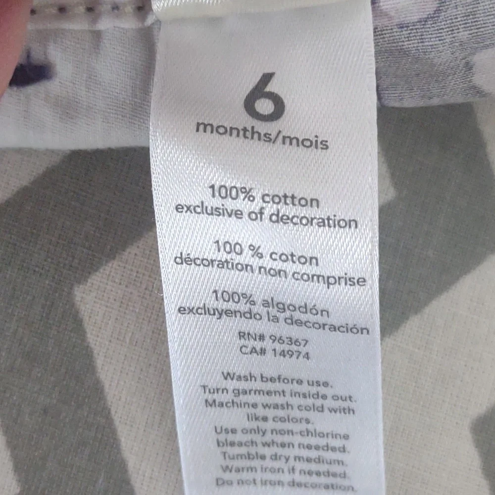 OshKosh B'gosh purple/pink floral cotton overalls Size 6‎ months